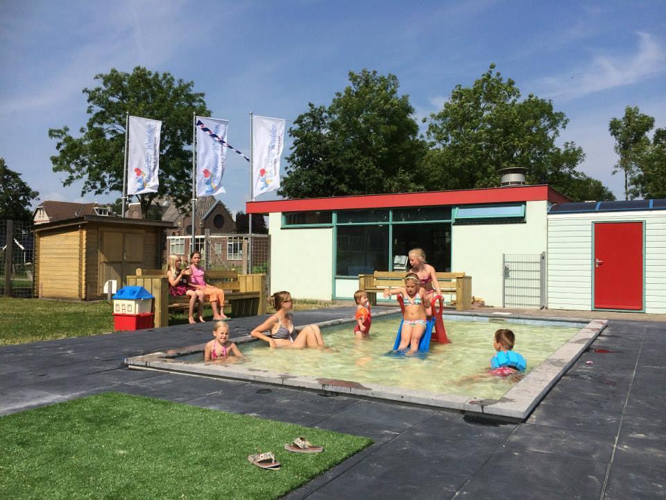 De Rozenbottel Villa Tzummarum Kültér fotó