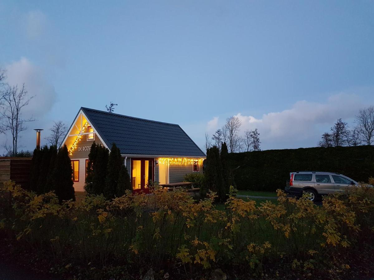 De Rozenbottel Villa Tzummarum Kültér fotó